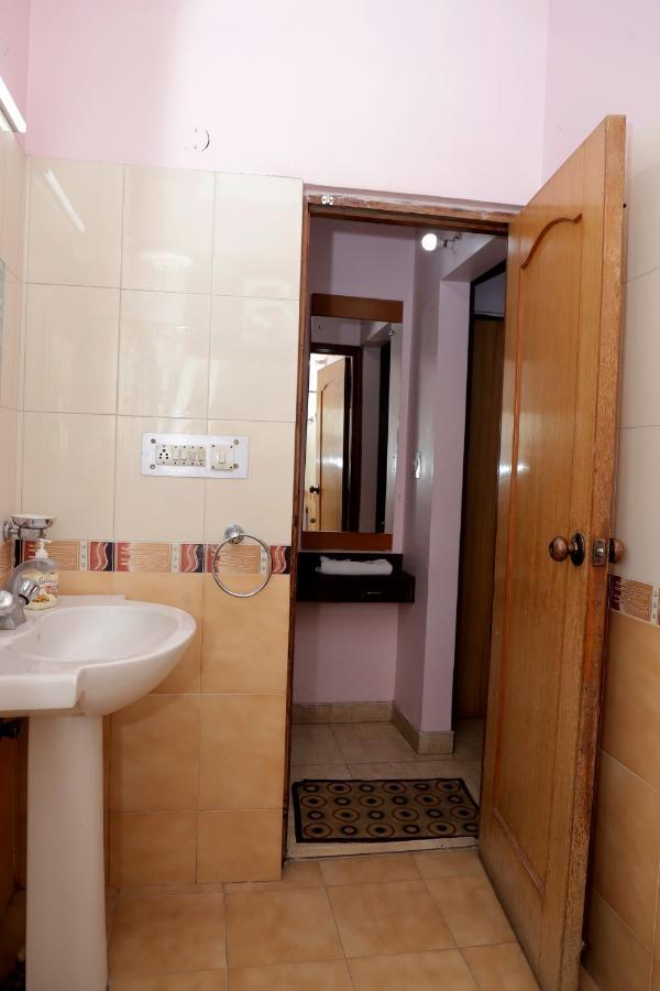 Hotel Magnet House เดห์ราดุน ภายนอก รูปภาพ