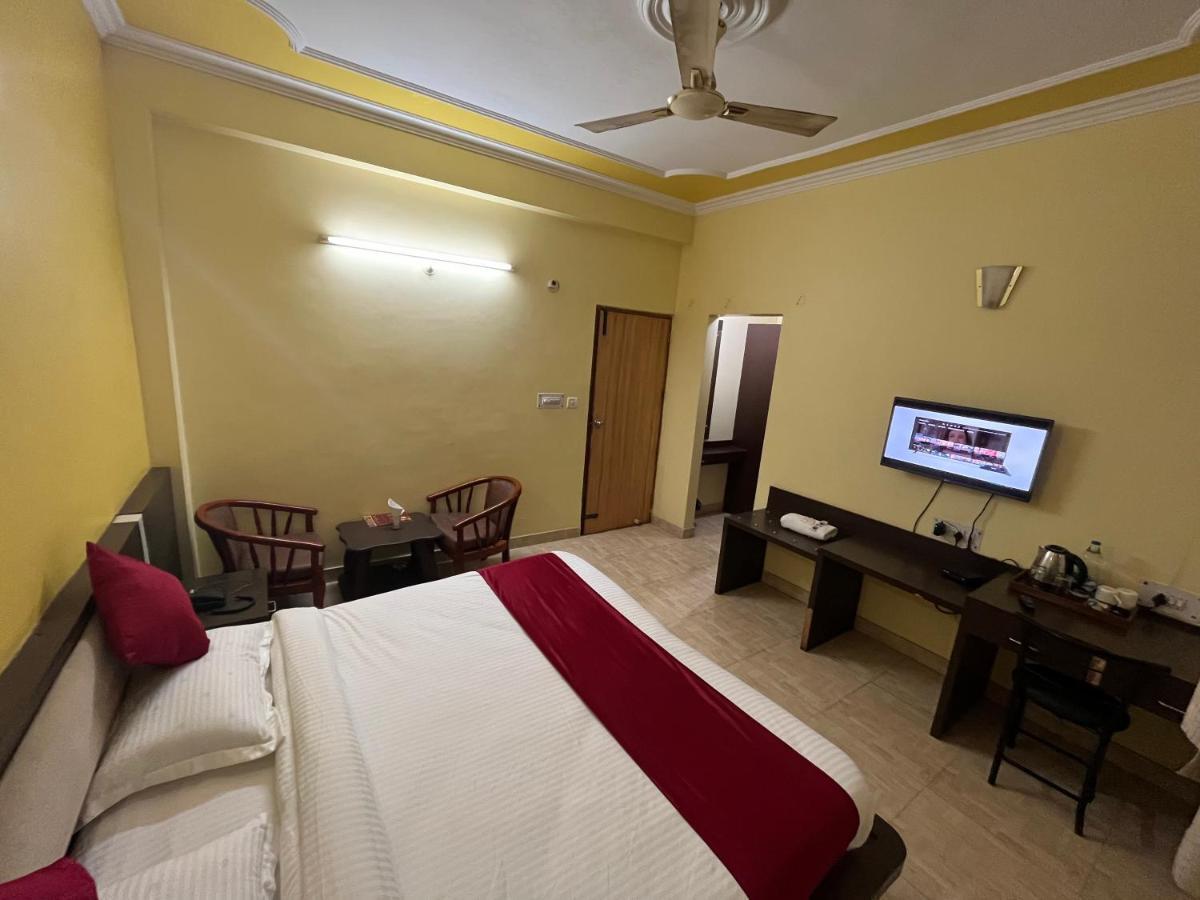 Hotel Magnet House เดห์ราดุน ภายนอก รูปภาพ