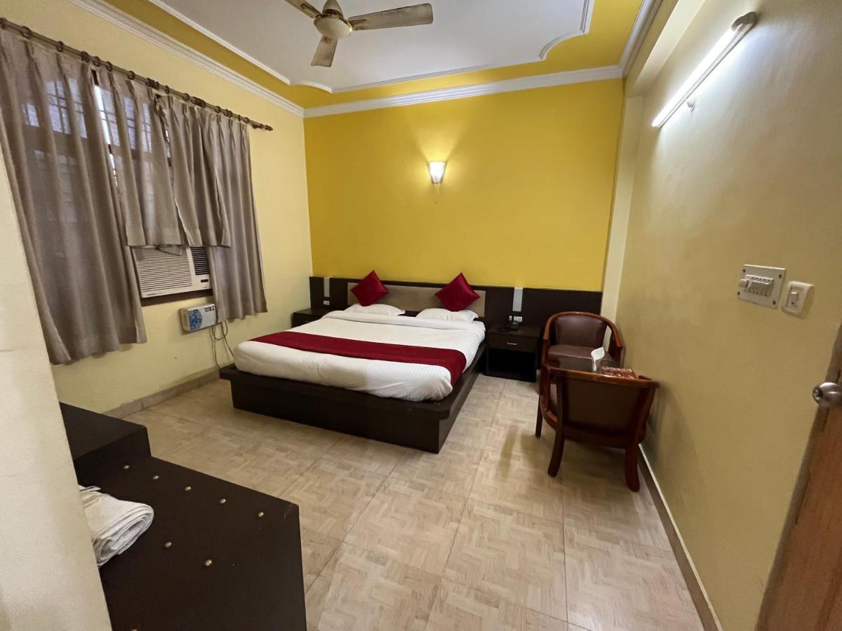 Hotel Magnet House เดห์ราดุน ภายนอก รูปภาพ