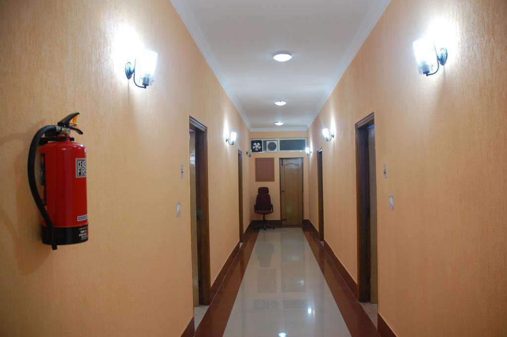 Hotel Magnet House เดห์ราดุน ภายนอก รูปภาพ